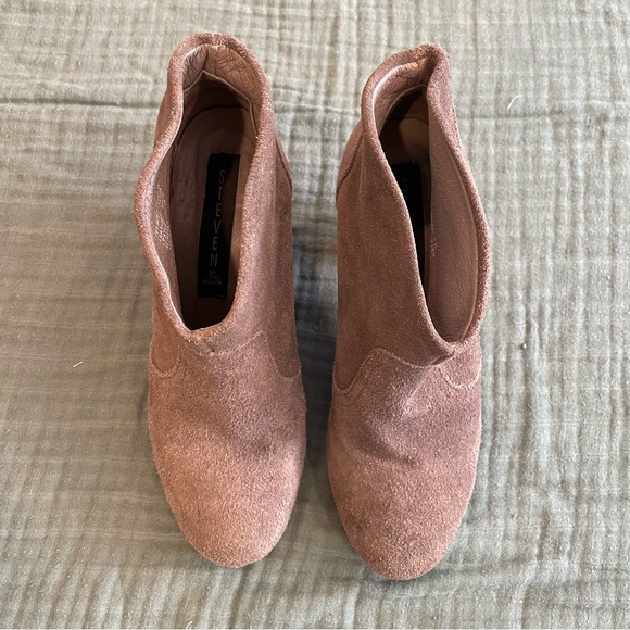 Steven By Steve Madden Pembroke Taupe Suede Booties - Picture 7 of 7